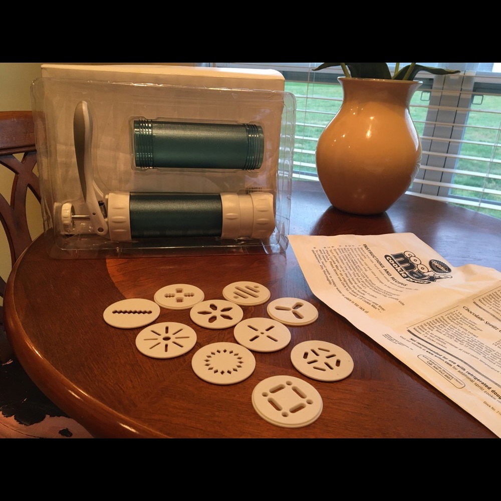 Wilton cookie press